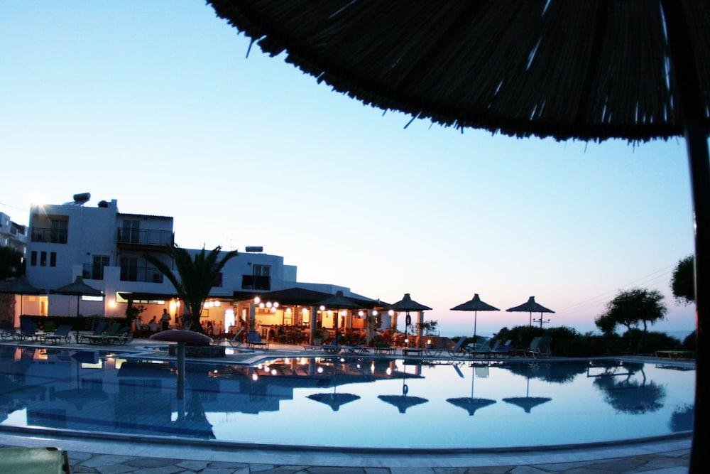 Semiramis Village Hotel Hersonissos  Esterno foto